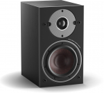 Aktyvus garsiakalbis knygų lentynoje Dali OBERON 1 C, juoda