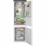 178 cm.  įmontuojamas &scaron;aldytuvas su &scaron;aldikliu Electrolux ENZ9MC18S