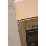 SALE OUT. Midea | Refrigerator | MDRD142FGE01 | Energy efficiency class E | Free standing | Larder | Height 86 cm | Fridge net c