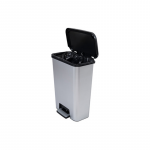 &Scaron;iuk&scaron;liadėžė Curver Compatta, sidabro sp., 50 l, 62 cm x 49.6 cm