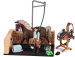 Rinkinys Schleich Washing Area with Horse Club Emily & Luna 42438, 20 cm, įvairių spalvų