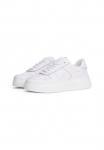 Tommy Hilfiger Sportbačiai platforminiu padu &raquo;PATENT PLATFORM SNEAKER&laquo; Sportinio stiliaus batai pusbačiai Suvarstomi batai su intarpas