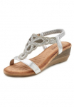 LASCANA Basutės &raquo;Sommerschuh&laquo; sandalai Sommerschuh su nedidelis Keilabsatz ir Glitzer-Steinchen