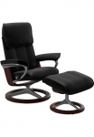 Stressless&reg; Atpalaiduojanti kėdė &raquo;Admiral&laquo; rinkinys Atpalaiduojanti kėdė ir Kojų kėdutė su Signature Base Gr&ouml;&szlig;e M & L karkasas Braun
