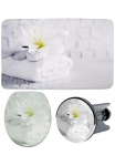 Sanilo Badaccessoire-Set &raquo;Good Feeling&laquo; kurį sudaro i&scaron; WC-dangtis Vonios kilimėliai ir Waschbeckenst&ouml;psel