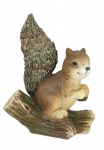 I.GE.A. Dekoratyvinė figurėlė &raquo;Eichh&ouml;rnchen ant Baumstamm&laquo; Gyvūnų figūrėlė Gartendeko Herbstdeko Winterdeko Statue Gyvūnų figūrėlė Skulptūra