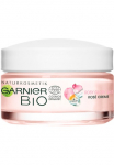 GARNIER Kremas &raquo;Rosy Glow 3in1 Ros&eacute;&laquo; auch dėl empfindliche Haut su Vitamin C ir Hagebutten-&Ouml;l